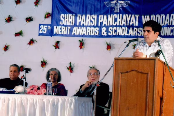 512e15_730f495a480b43a2b0316e5d3138d4f5~mv2_d_3385_1977_s_2